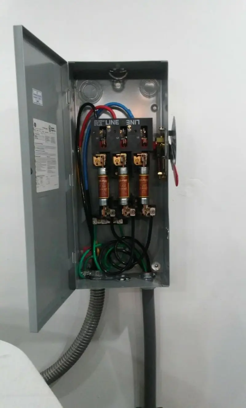 Three-phase disconnect switch installed for Electrical Wiring & Rewiring in River Oaks